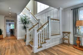 GAMBAR MODEL TANGGA RUMAH KLASIK Desain Interior Tangga Klasik 