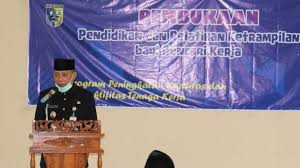 Bagi pasien baru yang belum pernah mendaftar di rsup dr. Pendaftaran Blk Pandaan Alamat Blk Di Indonesia Jika Anda Membutuhkan Informasi Lainnya Silahkan Menghubungi Bapak Rohman Hidayat Di Nomor 082131920665 Lensa Akupuntatau