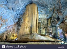 Bán căn hộ chung cư. Schones Paradies Hohle Mit Stalaktiten Und Stalagmiten In Phong Nha National Park Quang Binh Vietnam Stockfotografie Alamy