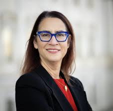 Laura Friedman (@laurafriedmanca) • Facebook