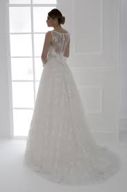 Vendiamo e ritiriamo abiti da sposa firmati(nicole,pronovias,maggie sottero,pignatelli,magnani,impero couture,ecc.), nuovi e usati in. Pin Su Mercatino Michela Bergamo