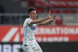 Steaua bükreş başkanı becali ise gsp romania'ya yaptığı açıklamada sarı kırmızılıların morutan'a ilgisini şu sözlerle doğruladı: Vt2xpwwbgku Mm