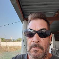 Sería todo un placer y privilegio,... Saludos desde Guayaquil, Ecuador,..  Bendiciones 🤗🌹😘