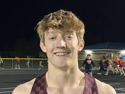 Mustangs, indeed: Mount Vernon has a full stable in the long-sprint relays 