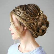 20 Coiffures Avec Des Tresses A Quatre Brins Pour Vous Inspirer Coiffure Coiffure Tresse Belle Coiffure
