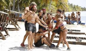 Το survivor επανέρχεται σήμερα (31/5) με αγώνισμα ασυλίας, αλλά και αλλαγές από τον ατζούν ιλιτζαλί, ο οποίος βλέποντας τα νούμερα τηλεθέασης του ριάλιτι επιβίωσης να πέφτουν, προχωρά σε διάφορες. Survivor Spoiler 13 4 Aytoi Kerdizoyn Th Maxh Gia Th Deyterh Asylia Shmera Kleidwmeno Dokari Gr