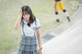 Eun Dan Oh Fainting Aktris Gadis Korea Model Pakaian