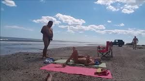TIANALIVE - Beach-Strangers-Cumming-On-Me - XNXX.COM