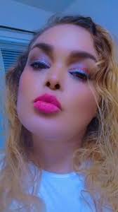 Nelly Vera (@nelly.vera07)