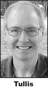 Tracy Tullis's Instagram, Twitter & Facebook
