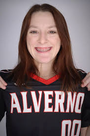 Laura Heim's Instagram, Twitter & Facebook