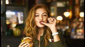 Gigi hadid is an american fashion model and media personality from los angeles. Ù…Ø§ Ù„Ø§ ØªØ¹Ø±ÙÙŠÙ†Ù‡ Ø¹Ù† Ø¬ÙŠØ¬ÙŠ Ø­Ø¯ÙŠØ¯ Gigi Hadid Youtube