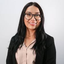 Emily Miro's Instagram, Twitter & Facebook