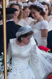 Fans of masterpiece's victoria are no doubt intimately acquainted with queen victoria's courtship and subsequent wedding to her cousin. Royal Wedding Queen Elizabeth Wedding Pictures The Crown Glamour