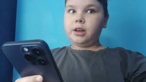 ОБЫЧНАЯ МАМА VS ЖАДНАЯ. Dima Rich