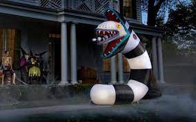 A sandworm puppet and custom display from tim burton's horror comedy beetlejuice. Pre Lit Inflatable Animated Beetlejuice Sandworm Wb Airblown 9 5 Ft