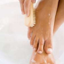 Astuces Beaute Astuces Bien Etre Et Soin Ma Vie En Couleurs Pedicure A La Maison Beaute Astuces Beaute