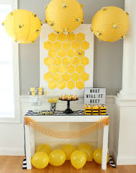 Fun365 Craft Party Wedding Classroom Ideas Inspiration Gender Reveal Party Theme Baby Reveal Party Bee Gender Reveal