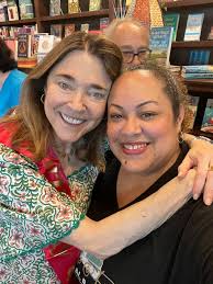 On Tuesday, I'll be back in my home state of Illinois for two book signing  events. Join me, Chicago area friends! 📍 May 20