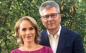 Cristina pocora a anunțat, miercuri dimineașă, că a decis să își depună candidatura pentru postul de președinte al cna. Cna A Decis Televiziunea Lui Pandele Devine Una NaÅ£ionalÄƒ Epoch Times Romania
