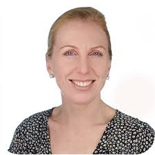 Amy Lomas's Instagram, Twitter & Facebook