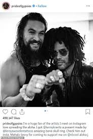 Jason Momoa Buys Matching Skull Rings For Wife Lisa Bonet S Ex Husband Jason Momoa Lisa Bonet Jason Momoa Wife Jason Momoa