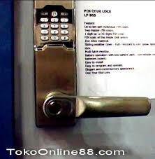 Bahan atau material pintu utama juga ternyata bisa mempengaruhi rezeki pemilik rumah, menurut ilmu feng shui. Kunci Pintu Otomatis Untuk Rumah Dan Hotel