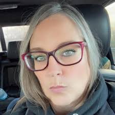 Who does chemical hair straightening and is it worth it?