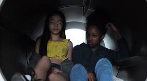 Ihre mutter hat dschibutische, ihr vater guadeloupische wurzeln. Fathia Youssouf Filmography
