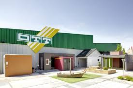 Wenn sie ein mehrfamilienhaus besitzen, können wir ihnen mit unseren reihengaragen weiterhelfen. Langer Beratungssamstag Verkaufsoffener Sonntag In Der Grossten Garagenausstellung Suddeutschlands Fertiggarage De Markenverbund Die Garage