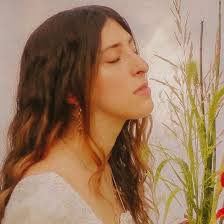 Mary Richard's Instagram, Twitter & Facebook