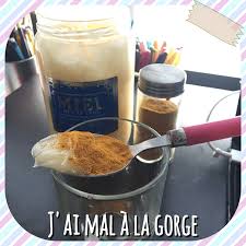 Ma Mamie M A Dit 8 Que Le Curcuma Ca Servait Pas Que Dans Ta Cuisine Remede Mal De Gorge Soigner Mal De Gorge Mal De Gorge
