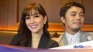 Episode images 0 view all episode images. Titian Cinta Episod 11