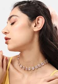 Lydia Collier's Instagram, Twitter & Facebook