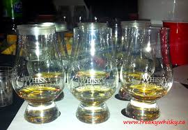 On perçoit vraiment le style canadian club dans l'ensemble des saveurs. Freaky Whisky Une Belle Passion Le Monde Des Whiskies Page 24