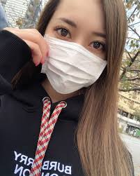 いいね 176件 コメント1件 みほ miho8 ren のinstagramアカウント 今週は26日 火 28日 木 29日 金 出勤 東京 錦糸町 キャバクラ キャバ嬢 clubren burberry 風邪予防 すっぴんマスク マスク 風邪 マスク 美人 顔