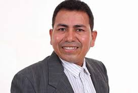 Denis Ramos, cantante hondureño, presenta su video 'Dueño de tu corazón'