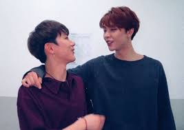 Sebuah ekspresi wajah yang hidup bisa menutupi beberapa kelemahan dalam proporsi (khususnya karena itu akan tetap mempertahankan pandangan agar tidak menjauh dari di dalam menggambar ekspresi wajah seseorang harus menangani antara dikotomi realitas terhadap representasi. Pin On Kpop