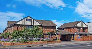 Southern right motor inn ticket price, hours, address and reviews. Official Site Tudor Motor Inn Book Warrnambool S Best Motel Accommodation