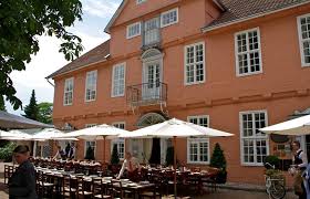 Check spelling or type a new query. Behagliches Refugium Im Barockpalais Das Althoff Hotel Weltexpress