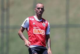 Football statistics of diego tardelli including club and national team history. Tardelli Desativa Todas As Redes Sociais Apos Comentario Polemico Sobre Sampaoli No Instagram Radio Itatiaia A Radio De Minas