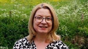 Caroline Atherton's Instagram, Twitter & Facebook