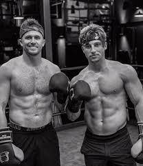 The irish hunk, 26, was sent packing after failing to impress the medical student before the recoupling tonight. Former Big Brother Contestant Winston Hines Set To Join Cbs Love Island