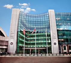 The corporate management department also pays well, with an average salary of $95,712 per year. Sec Gov Filing Fees Branch