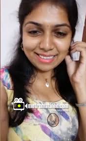 Comenzó su carrera como artista infantil en manathe vellitheru. Anjali Nair Hot Selfie Live Video