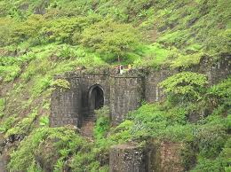 known forts of Mumbai