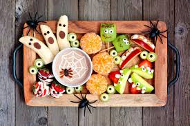 �preparada para cocinar unos platos tan exquisitos que tus invitados acaben por chuparse los dedos? Como Decorar Fruta Para Un Halloween Divertido Pero Saludable