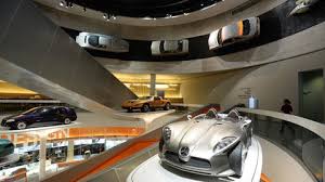 Urlaub Daheim Zu Besuch Im Mercedes Benz Museum In Stuttgart Swr Aktuell