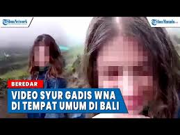 Diketahui seorang gadis bernama video miha nika mengunggah video dirinya kedalam sebuah situs. Aktris Panas Miha Nika Bikin Video Mesum Di Gunung Batur Sudah Tersebar Di Medsos Surya