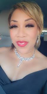 Edie Waters Realtor, 310 NW Englewood Rd, Kansas City, MO 64118, US